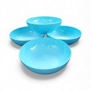 Tupperware Aqua Blue Bowl Set 
New bowls